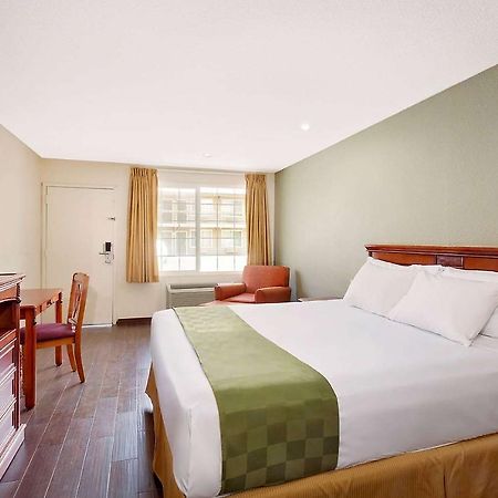 Travelodge By Wyndham El Centro Exteriér fotografie