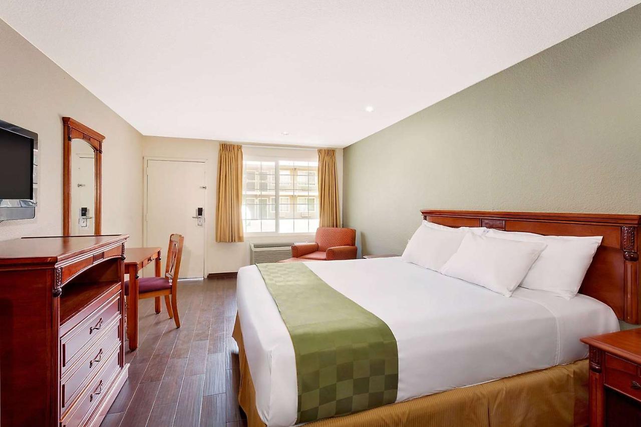Travelodge By Wyndham El Centro Exteriér fotografie